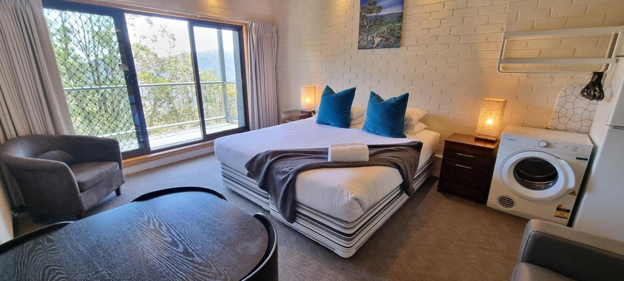 Cedarwood Apartments Falls Creek Exteriör bild